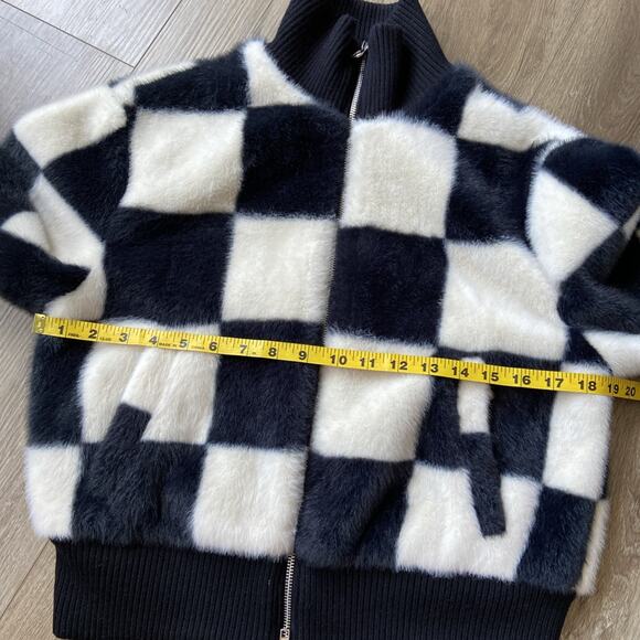 NOIZE Vegan Fur Jacket Women Sz XS Black & White Short Length Front Pockets - Picture 10 of 14